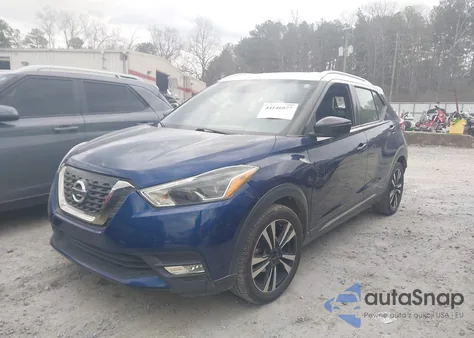 2019 Nissan Kicks Sr from USA, damaged, VIN 3N1CP5CU1KL477713